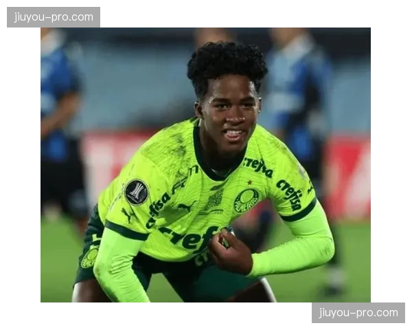 恩德里克当选法甲联赛月度最佳球员，加盟后首月即获认可