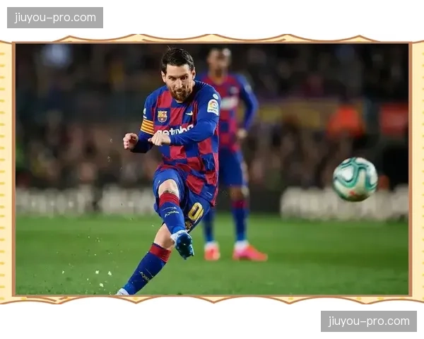 聚焦:梅西替补席凝视记分牌,赛后与队友平静离场 聚焦:梅西替补席凝视记分牌,赛后与队友平静离场