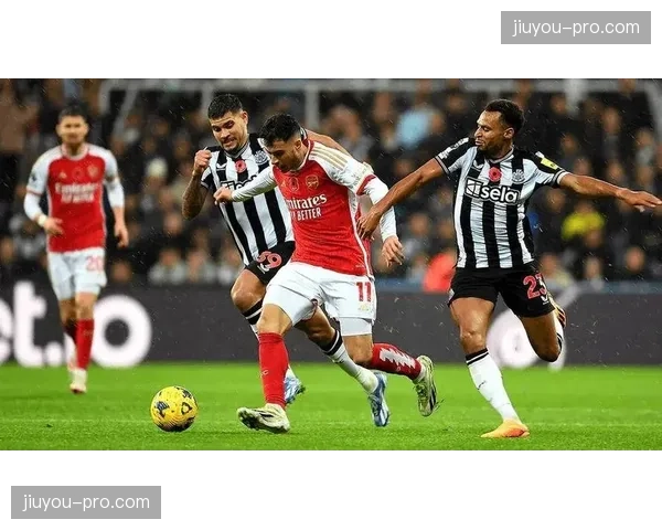 数据复盘：阿森纳如何通过高位压迫限制纽卡斯尔联的进攻组织